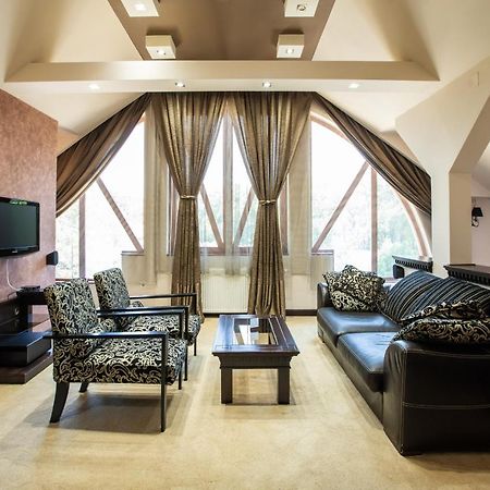 Hotel Vila Lago Palić Buitenkant foto
