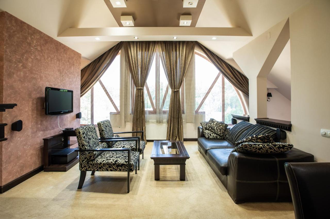 Hotel Vila Lago Palić Buitenkant foto