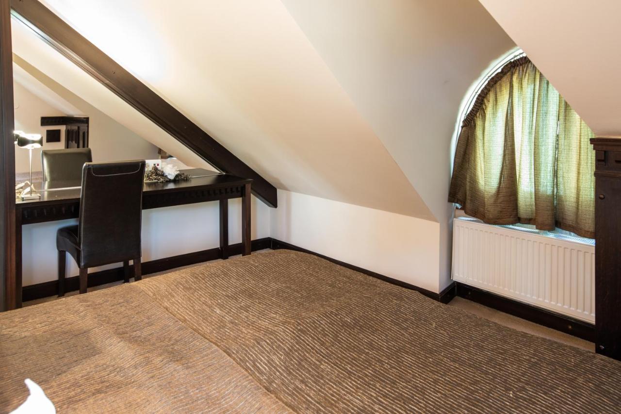 Hotel Vila Lago Palić Buitenkant foto