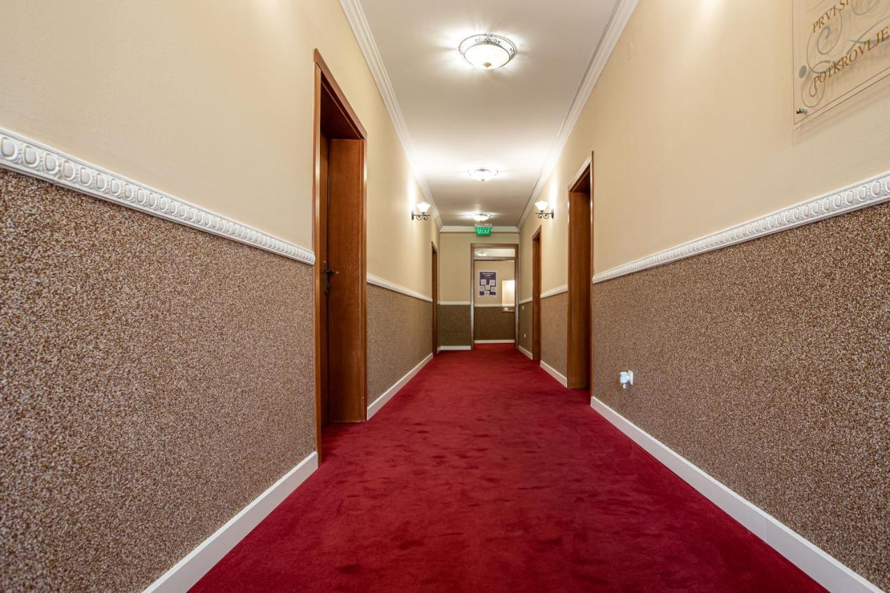Hotel Vila Lago Palić Buitenkant foto