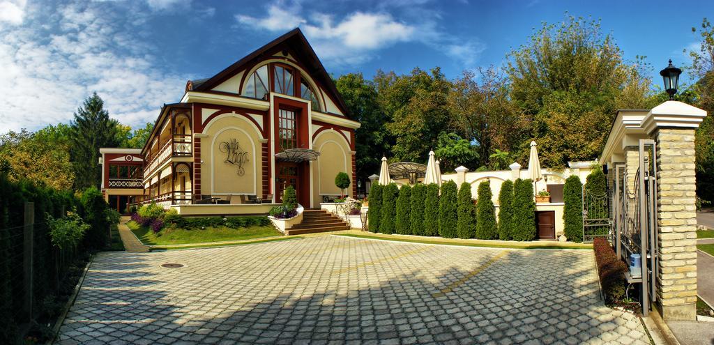 Hotel Vila Lago Palić Buitenkant foto