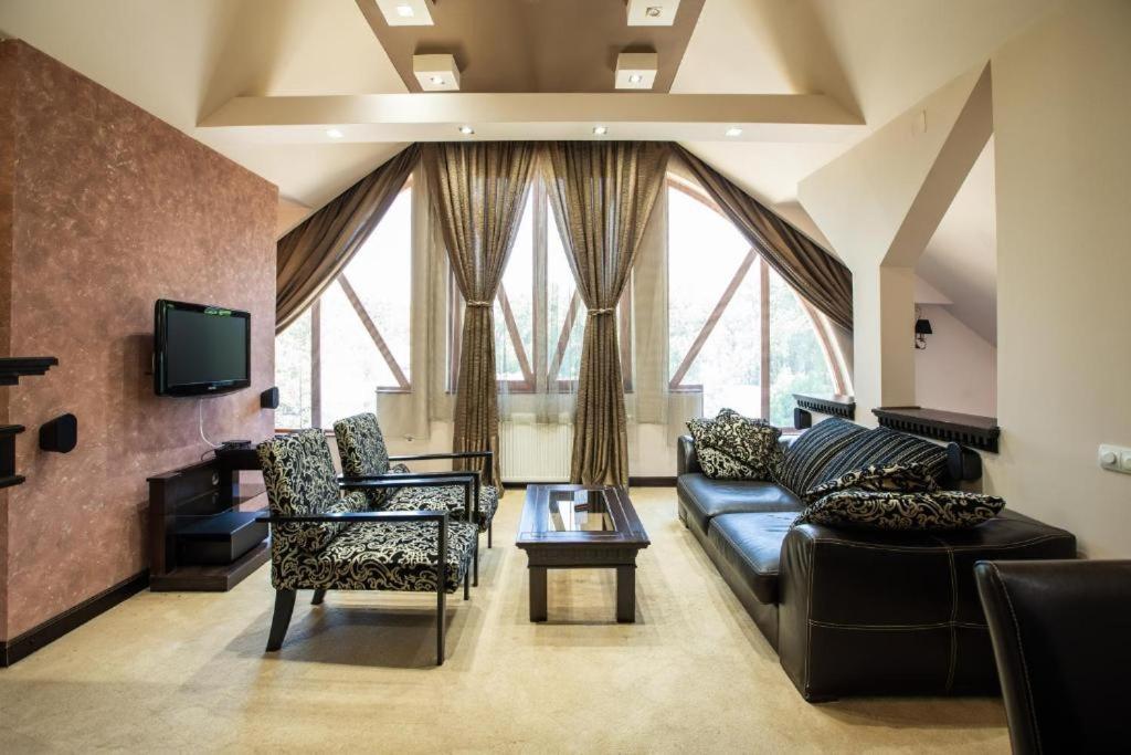 Hotel Vila Lago Palić Buitenkant foto