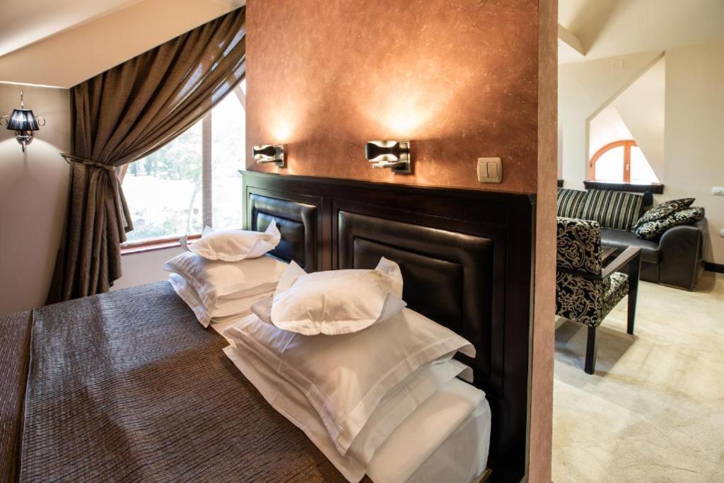 Hotel Vila Lago Palić Buitenkant foto